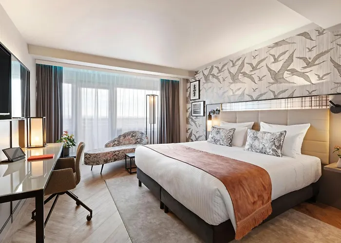 Hotel Leonardo Royal Frankfurt 4*